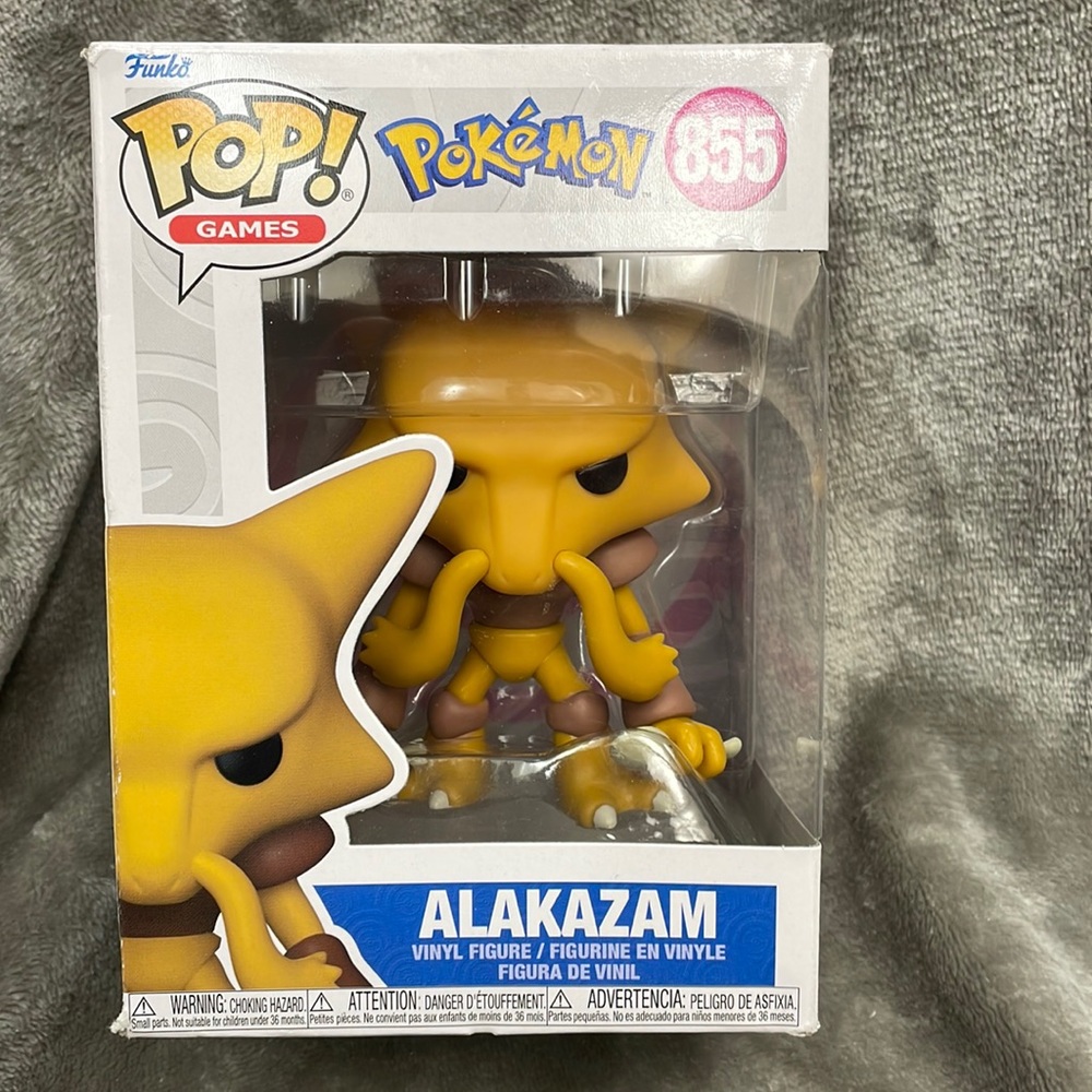 Funko Pop! Games Pokémon Alakazam Vinyl Figure #855 NIB